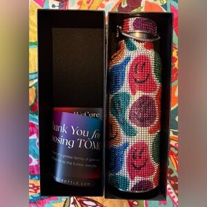 🌈🌈TOMO Multicoloured Smiley Face Water Bottle🌈🌈